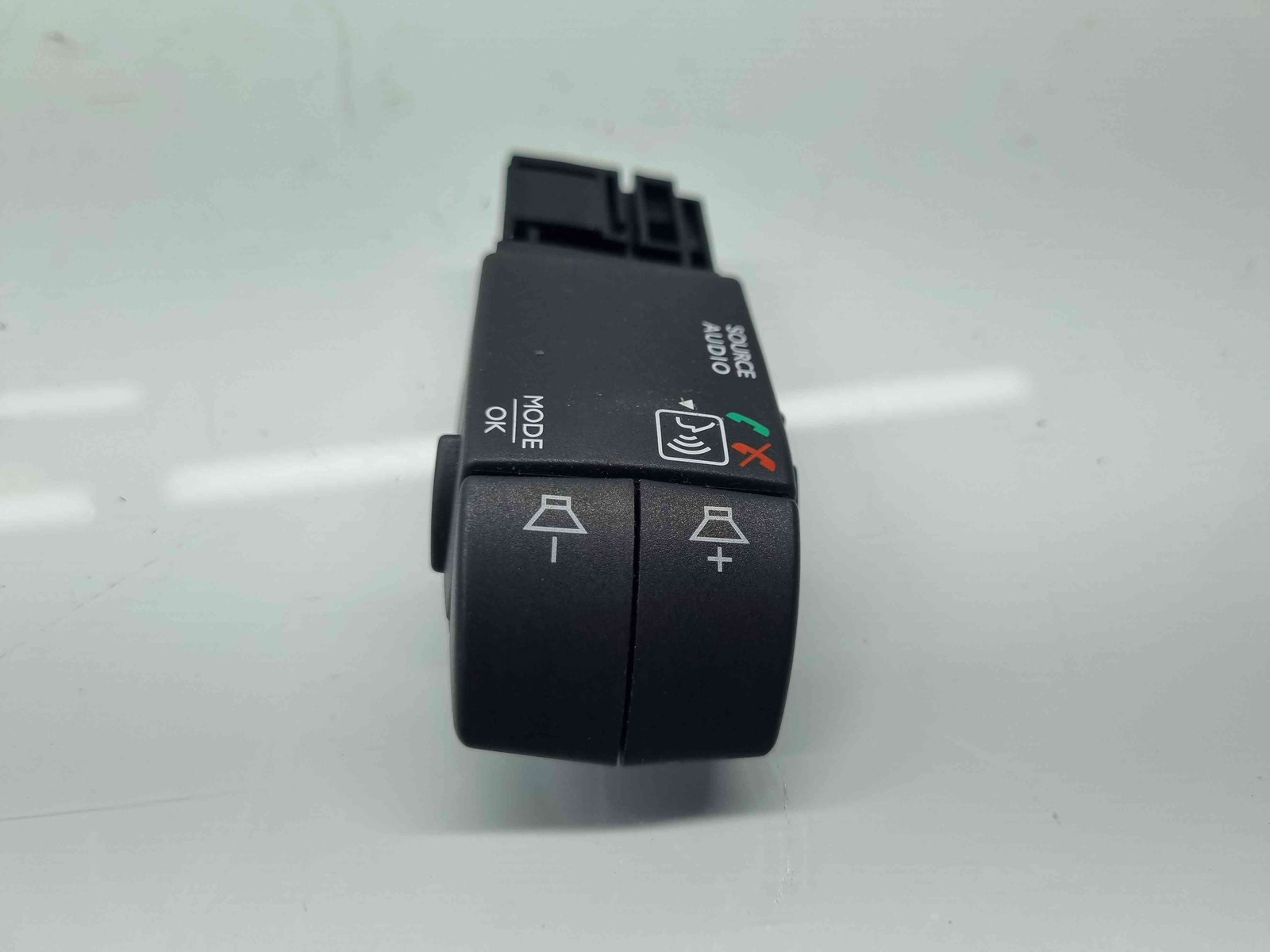 Comenzi volan Dacia Sandero 2 [Fabr 2012-prezent] OEM - imagine 4