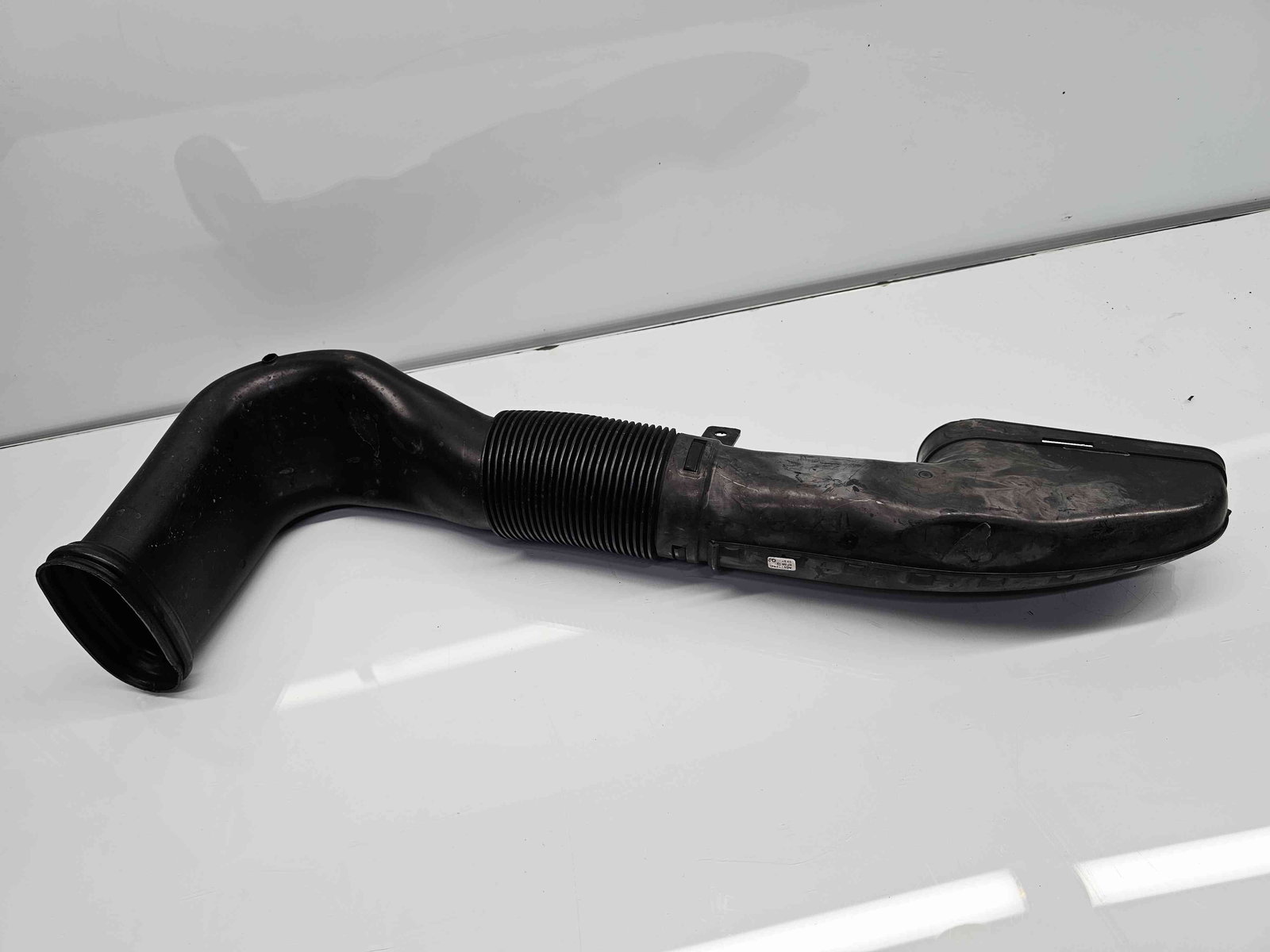 Difuzor captare aer Mercedes Clasa C Coupe (C204) Facelift AMG [Fabr 2011-2015] - imagine 1