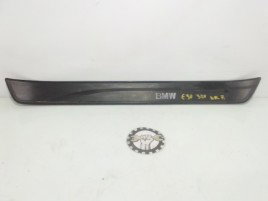 Ornament prag dreapta fata BMW Seria 3[E90] 2.0 diesel 514773060280 2005-2011