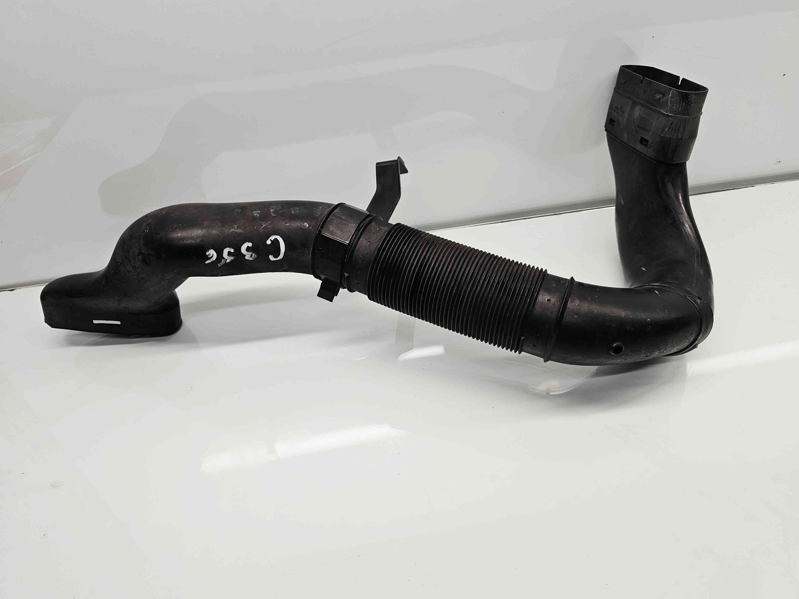 Difuzor captare aer Mercedes Clasa CLK (C209) [Fabr 2002-2009] - imagine 1