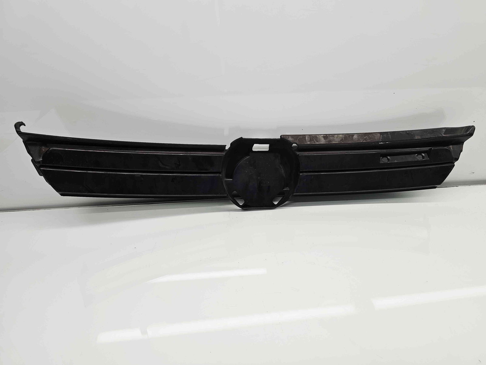 Grila bara fata Volkswagen Touran (1T1, 1T2) [Fabr 2003-2010] Facelift - imagine 3