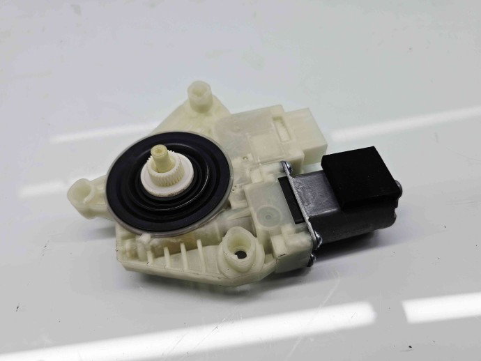 Motoras geam stanga spate Volkswagen Passat B8 (3G2) [Fabr 2015-prezent]