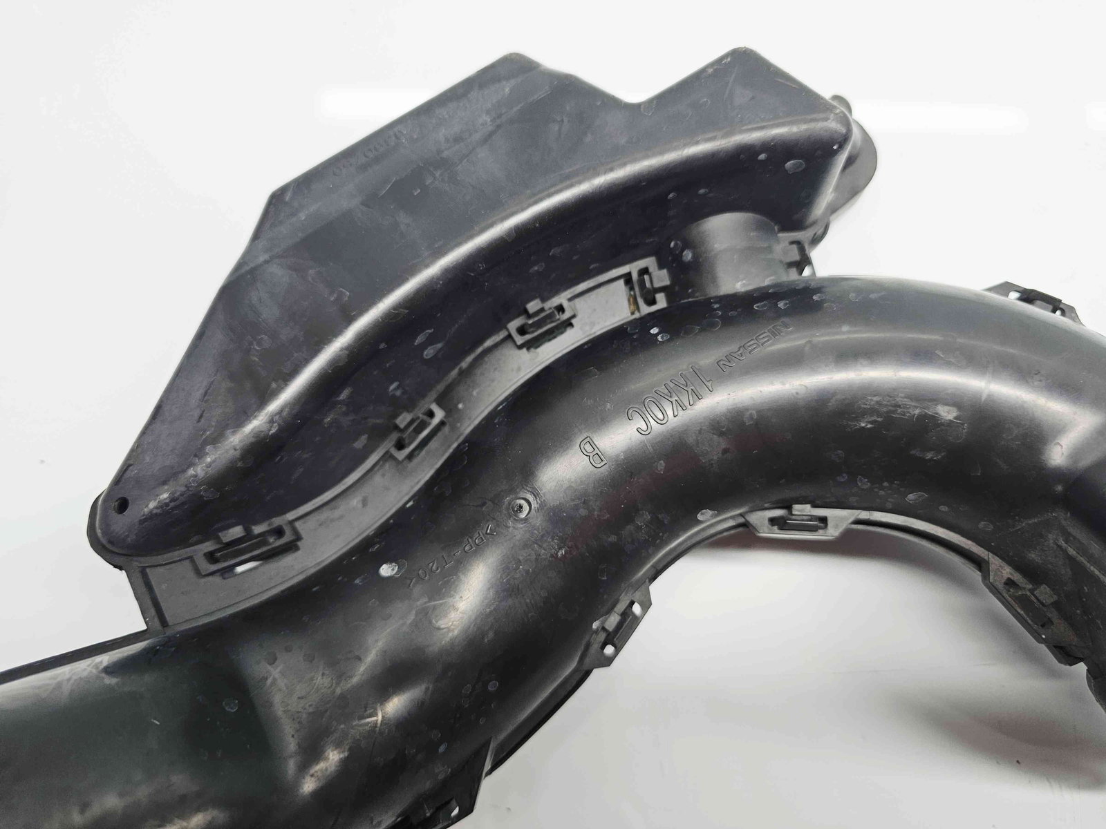 Rezonator aer Nissan Juke [Fabr 2010-2014] Hatchback OEM 1.6 Benz HR16DE 86KW / 117CP - imagine 1