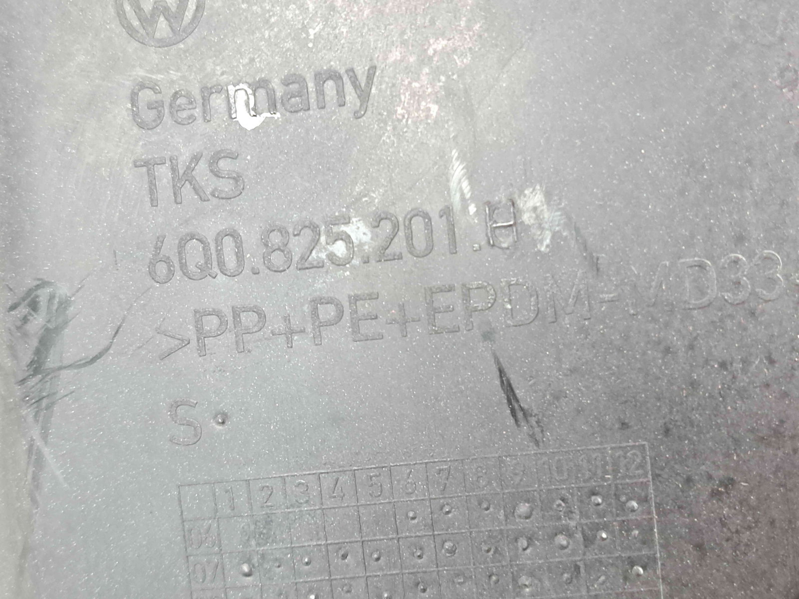 Scut lateral stanga Seat Ibiza 5 (6J5) [Fabr 2008-2017] - imagine 3