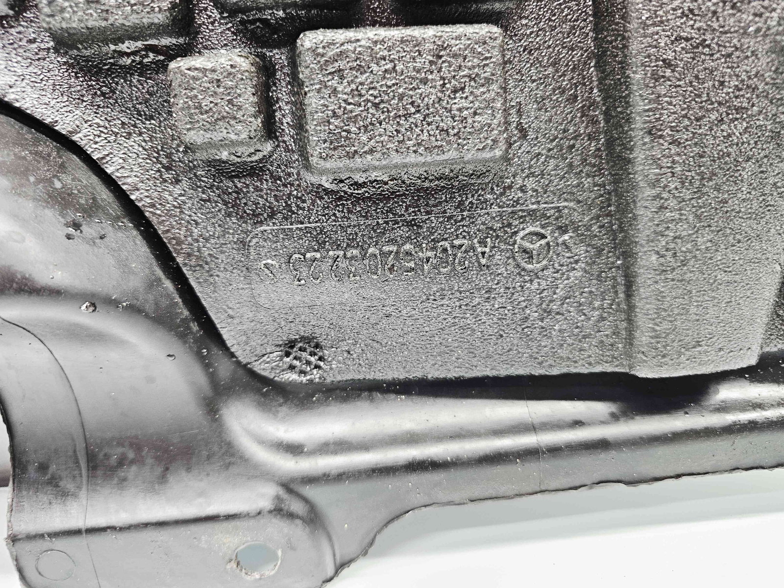 Scut motor Mercedes Clasa C Coupe (C204) Facelift AMG [Fabr 2011-2015] - imagine 3