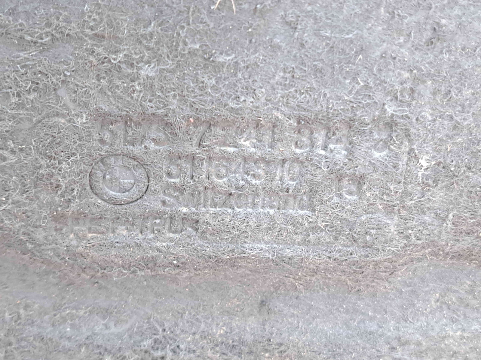 Scut motor Bmw 1 (F20) [Fabr 2011-2017] - imagine 2