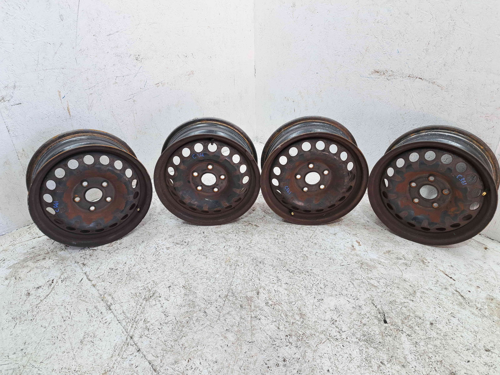 Set jante tabla Volkswagen Golf 6 (5K1) [Fabr 2009-2013] - imagine 2