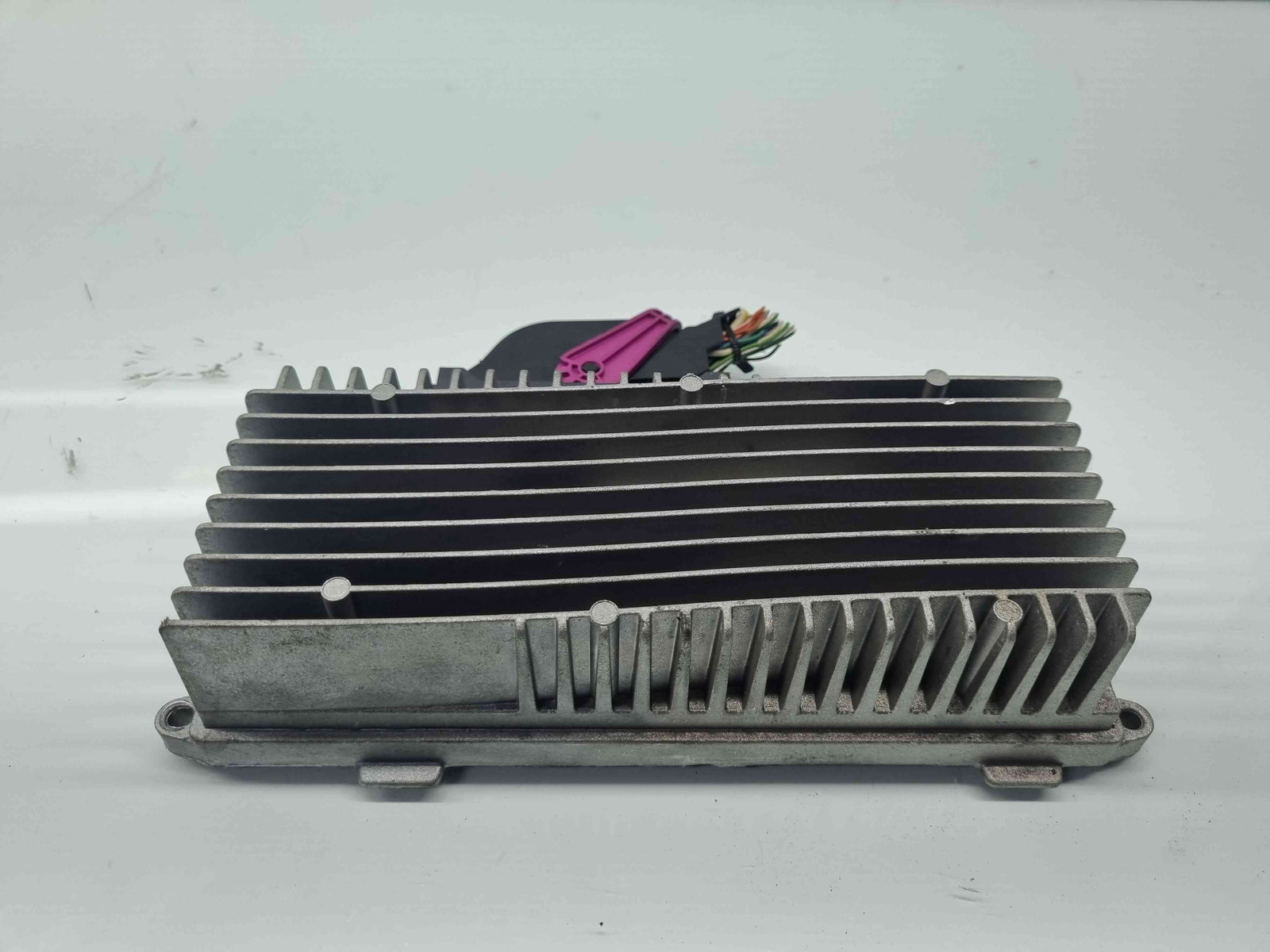 Amplificator audio Audi A4 (8K5, B8) Avant [Fabr 2008-2015] 8R0035223F - imagine 3