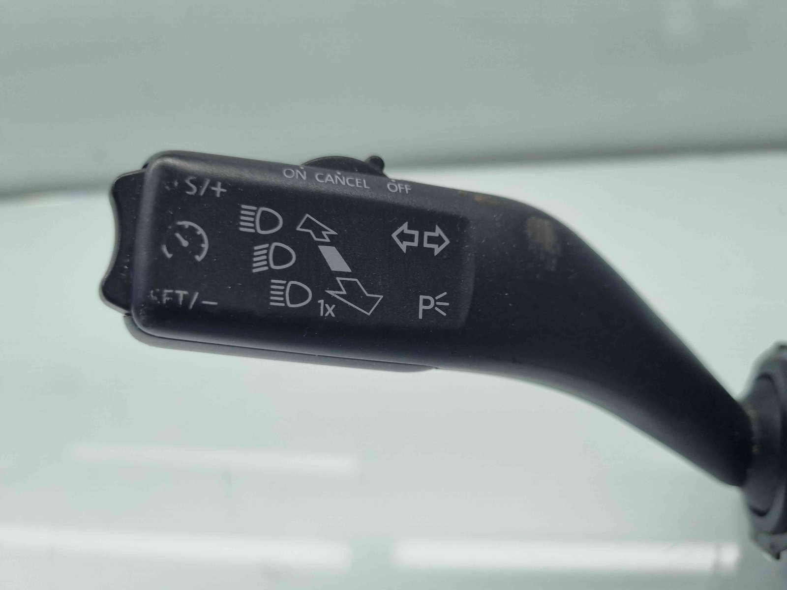 Ansamblu manete Skoda Superb II Combi (3T5) Facelift [Fabr 2009-2015] 5K0953521BN - imagine 4