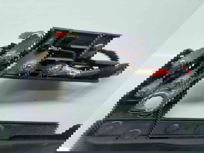  Borna baterie (+) cu capsa AudiA4 (8K5, B8) Avant [Fabr 2008-2015] B0101179 