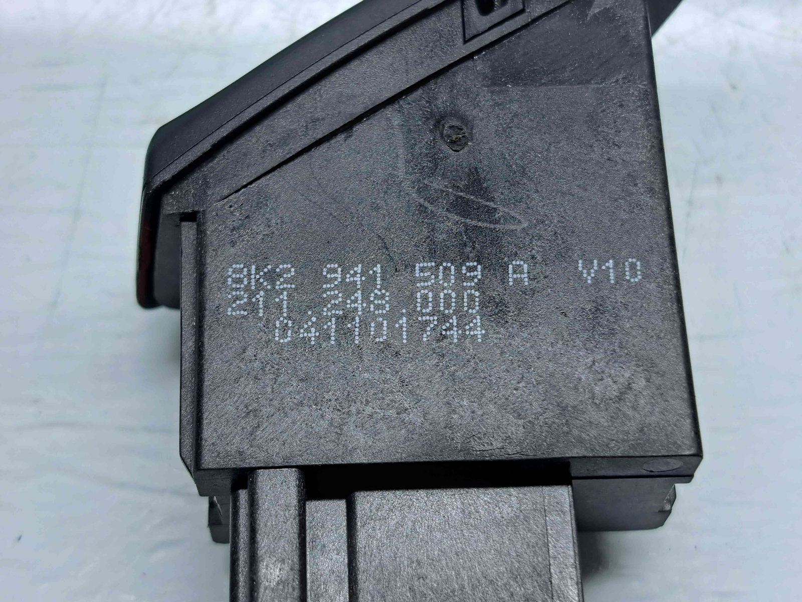 Buton avarii Audi A4 (8K5, B8) Avant [Fabr 2008-2015] 8K0941509A - imagine 4