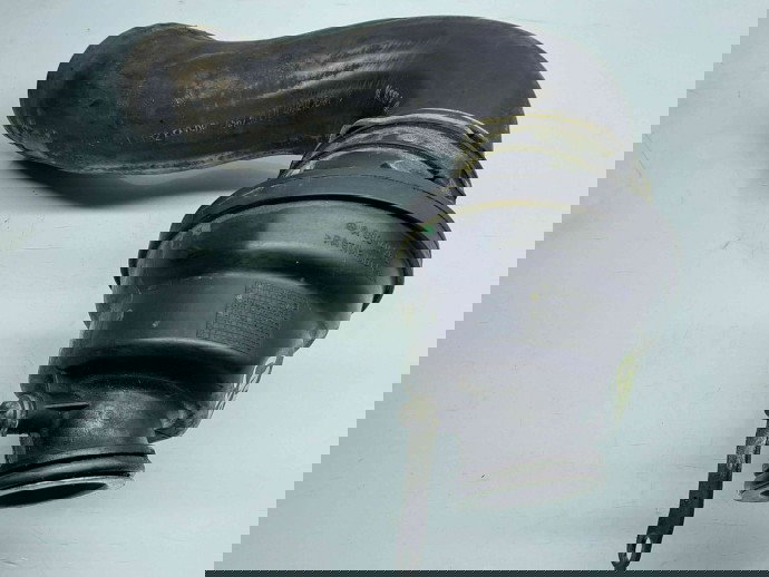 Rezonator turbo Mercedes Clasa ML (W163) [Fabr 1998-2005] A0001402687 2.7 CDI 612963 