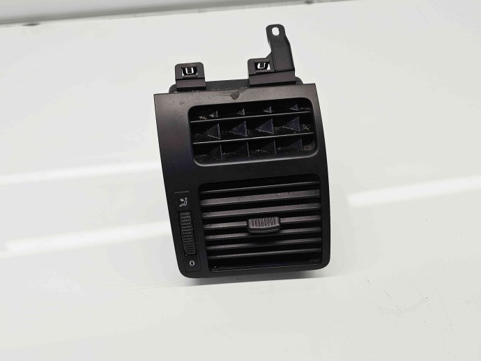  Grila aerisire dreapta Volkswagen Touran (1T1, 1T2) [Fabr 2003-2010] Facelift 1T0819704B