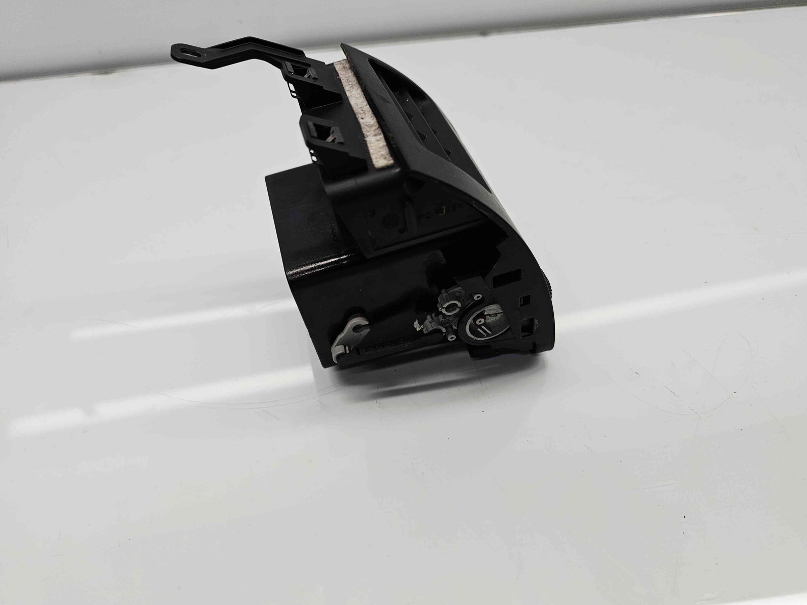 Grila aerisire dreapta Volkswagen Touran (1T1, 1T2) [Fabr 2003-2010] Facelift 1T0819704B - imagine 4