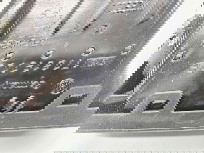  Grila aerisire stanga Volkswagen Touran (1T1, 1T2) [Fabr 2003-2010] Facelift 1T0819703B