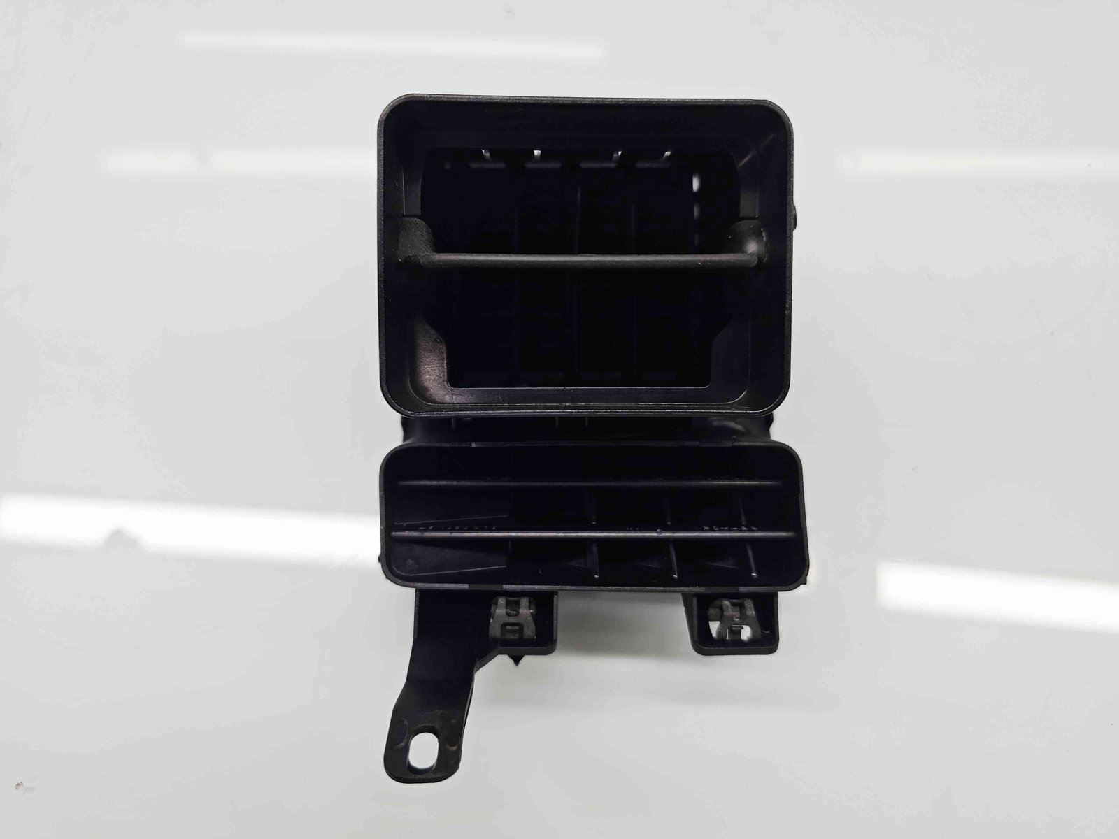 Grila aerisire stanga Volkswagen Touran (1T1, 1T2) [Fabr 2003-2010] Facelift 1T0819703B - imagine 6