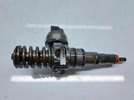 Injector Volkswagen Touran (1T1, 1T2) [Fabr 2003-2010] Facelift 03813003BN 1.9  TDI BLS 77KW / 105CP