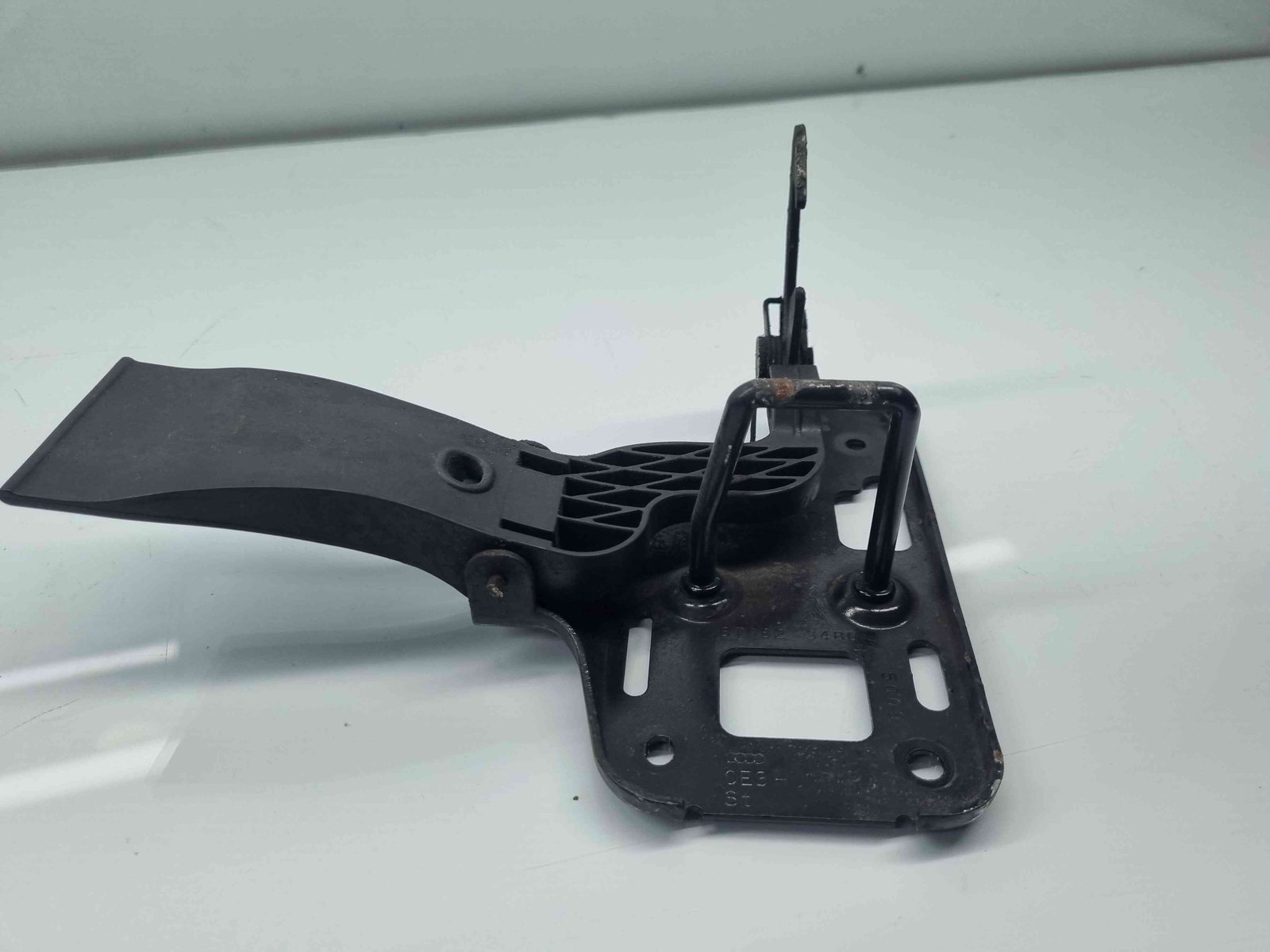 Maner deschidere capota Audi A4 (8K5, B8) Avant [Fabr 2008-2015] - imagine 2