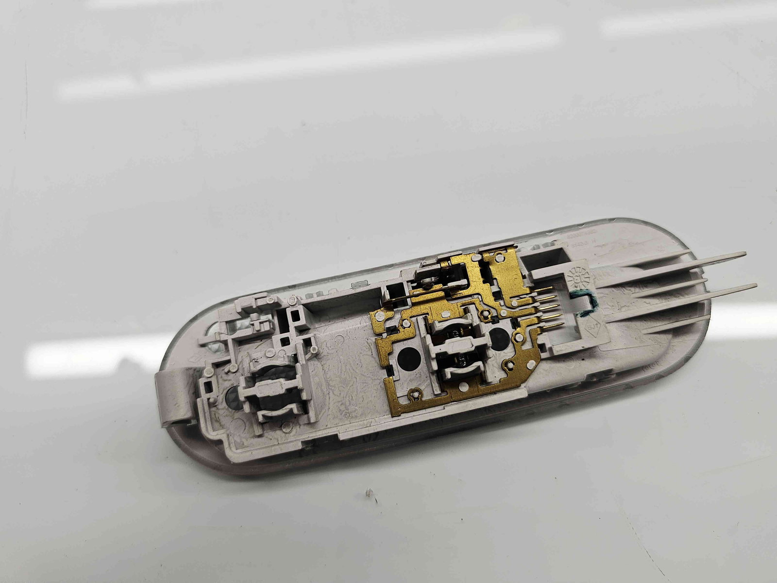 Plafoniera fata Dacia Duster [Fabr 2010-2017] 8200074362 - imagine 3