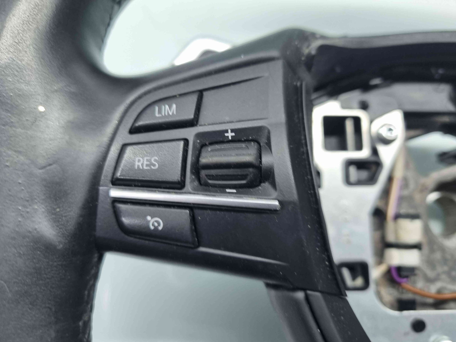 Volan Bmw 5 (F10) [Fabr 2011-2016] OEM - imagine 4