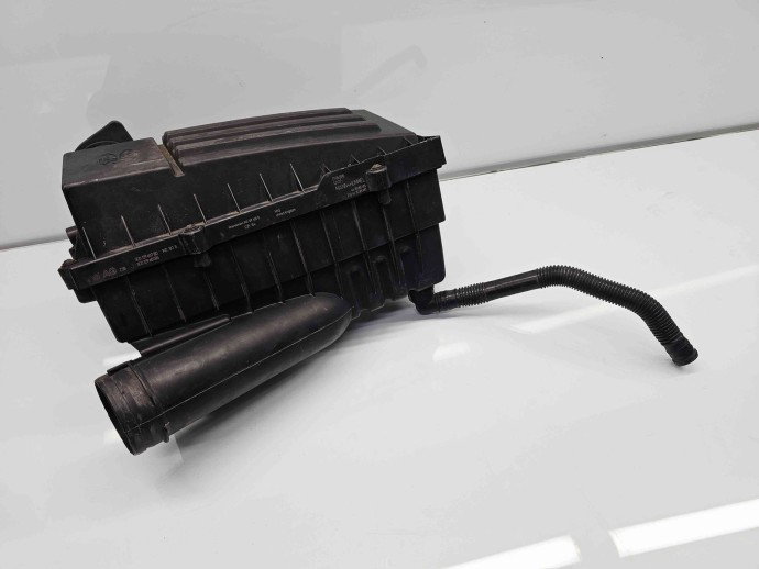 Carcasa filtru aer Volkswagen Passat B7 (362) [Fabr 2010-2014] 3C0129607BD 1.6 TDI CAYB 66KW / 90CP