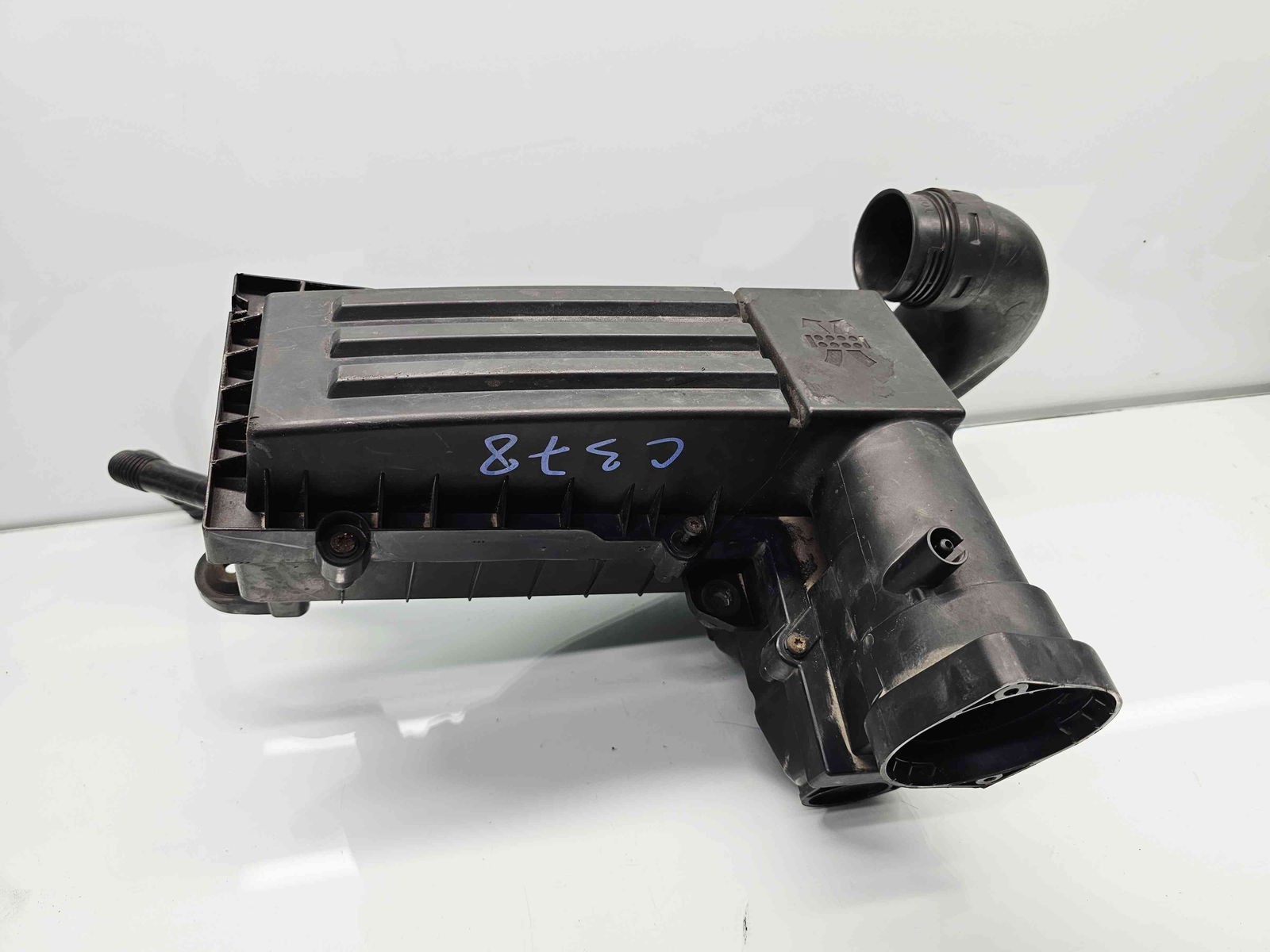 Carcasa filtru aer AUDI A3 Sportback (8PA) [Fabr 2004-2013] 3C0129607BC 2.0 TDI CFHC 103KW / 140CP - imagine 2