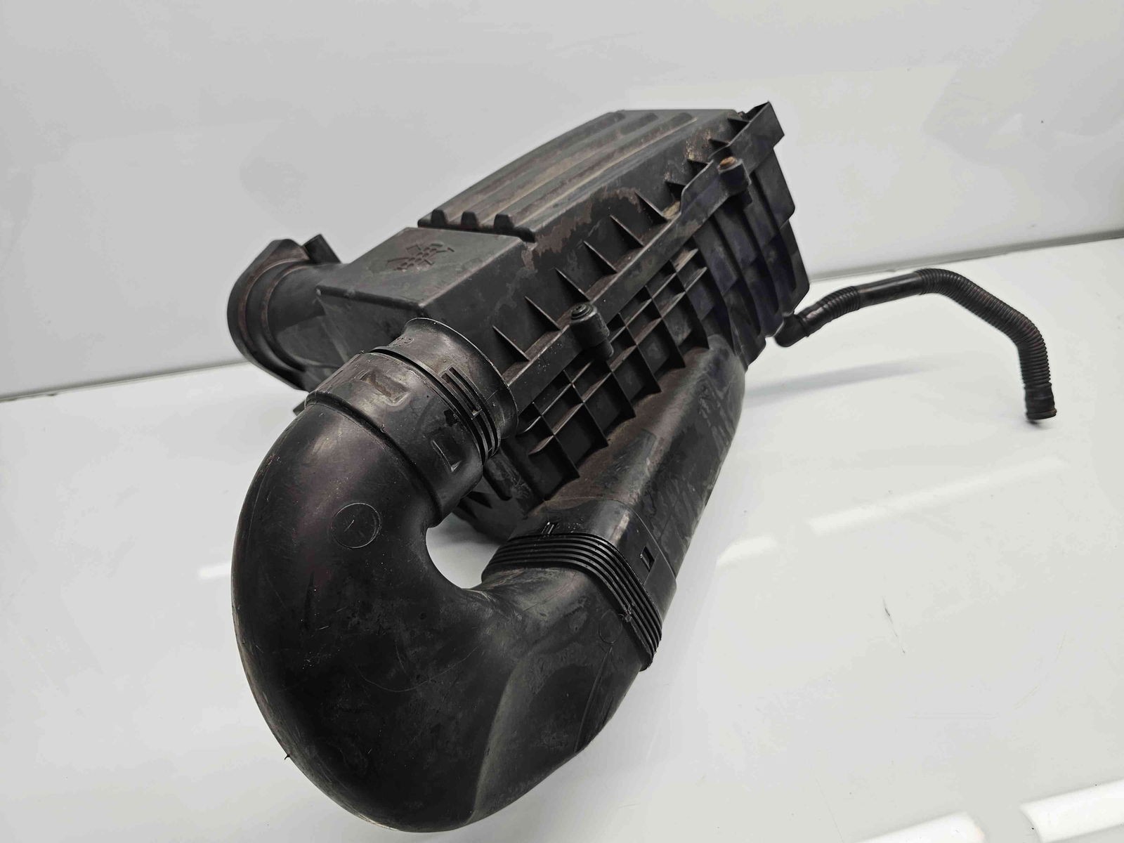 Carcasa filtru aer AUDI A3 Sportback (8PA) [Fabr 2004-2013] 3C0129607BC 2.0 TDI CFHC 103KW / 140CP - imagine 4