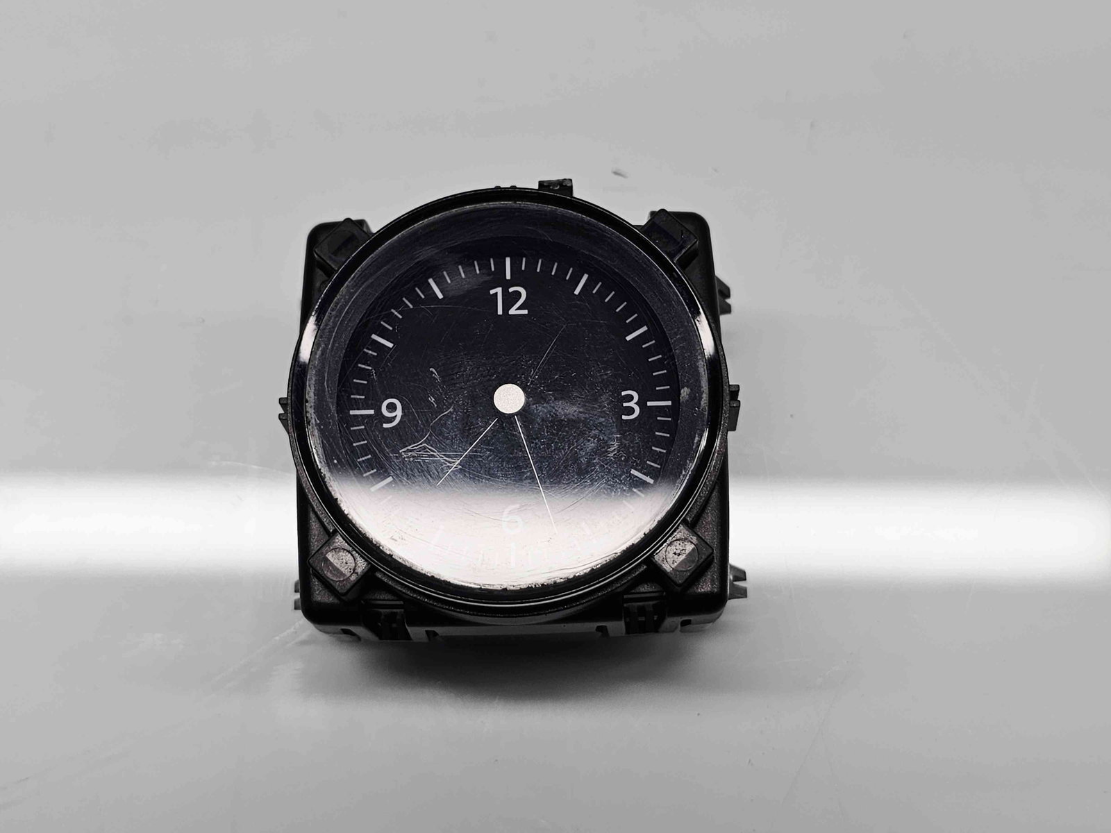 Ceas bord Volkswagen Passat B8 (3G2) [Fabr 2015-prezent] 3G0919204C