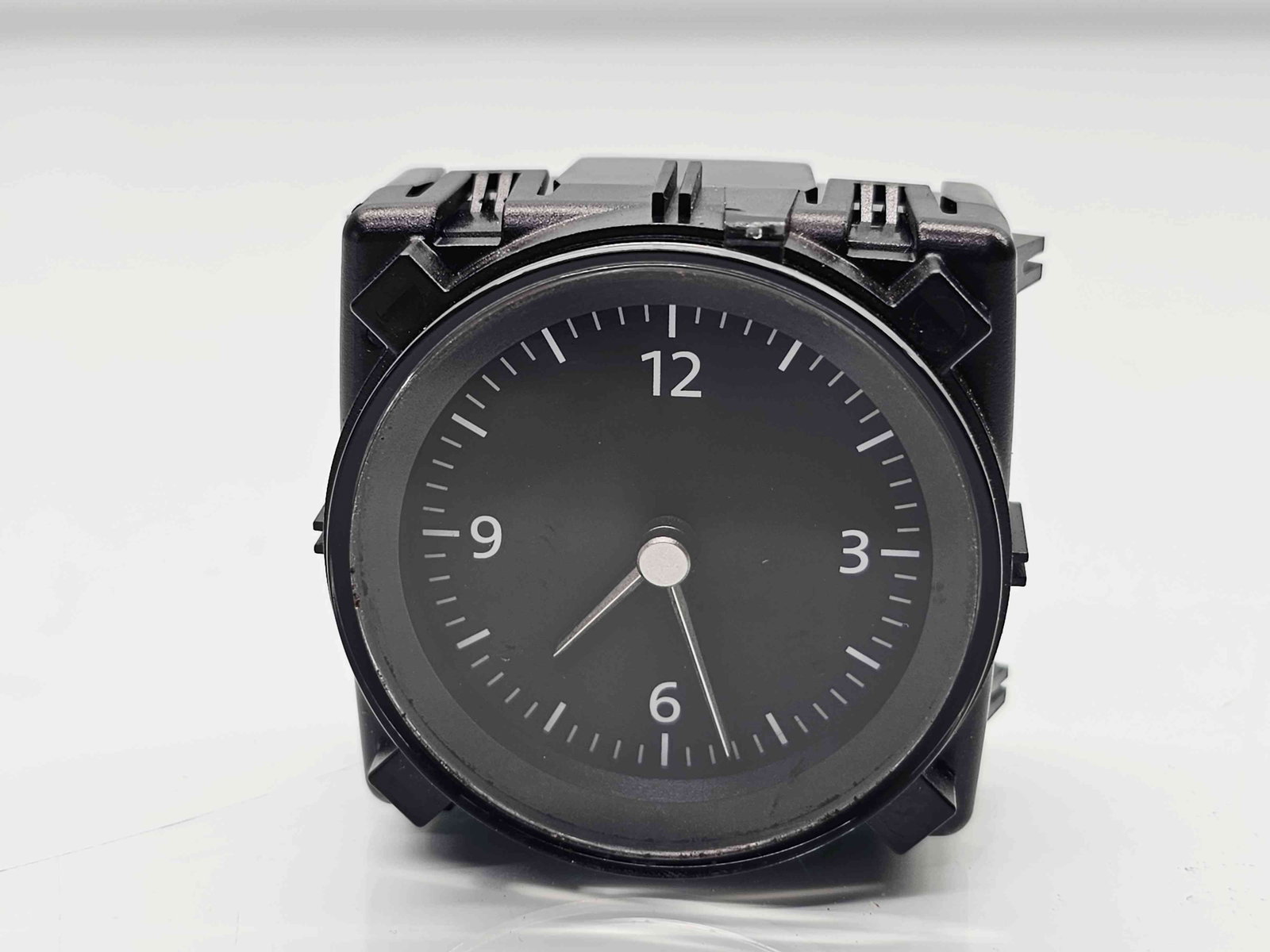 Ceas bord Volkswagen Passat B8 (3G2) [Fabr 2015-prezent] 3G0919204C - imagine 2