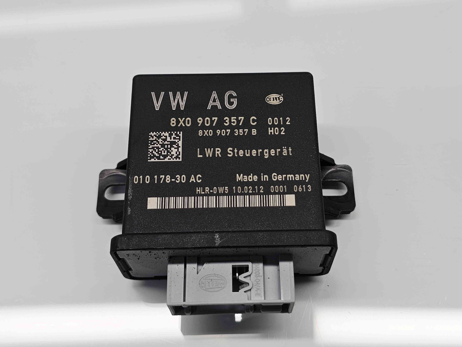 Modul control lumini Audi A3 (8P1) [Fabr 2003-2012] 8X0907357C - imagine 1