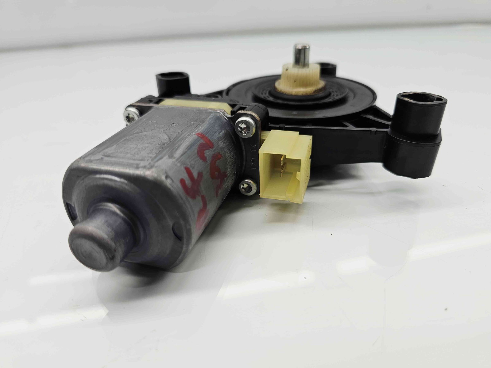 Motoras geam dreapta fata Volkswagen Golf 7 (5G) [Fabr 2014-prezent] - imagine 3