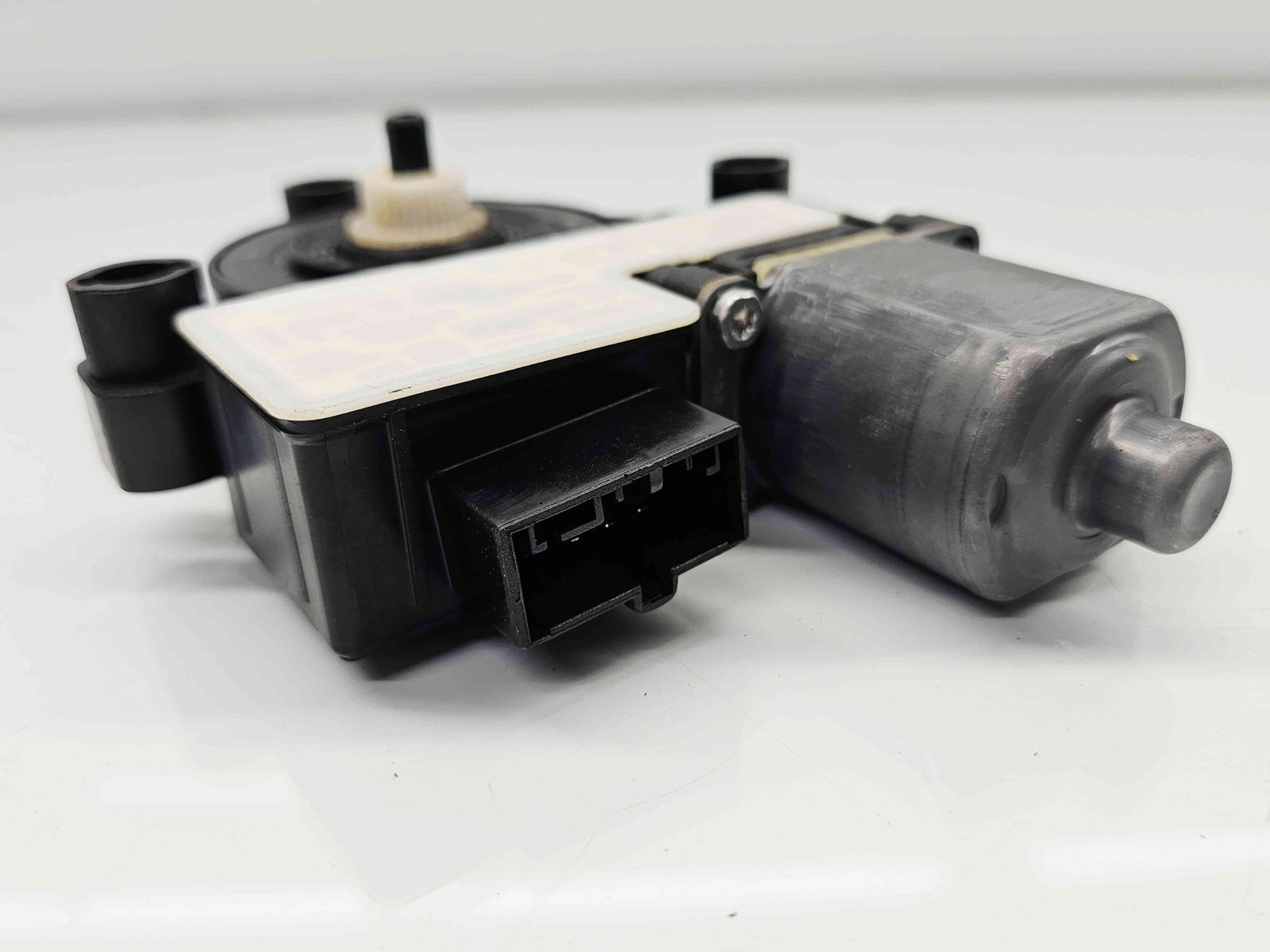 Motoras geam stanga spate Volkswagen Golf 7 (5G) [Fabr 2014-prezent] - imagine 3