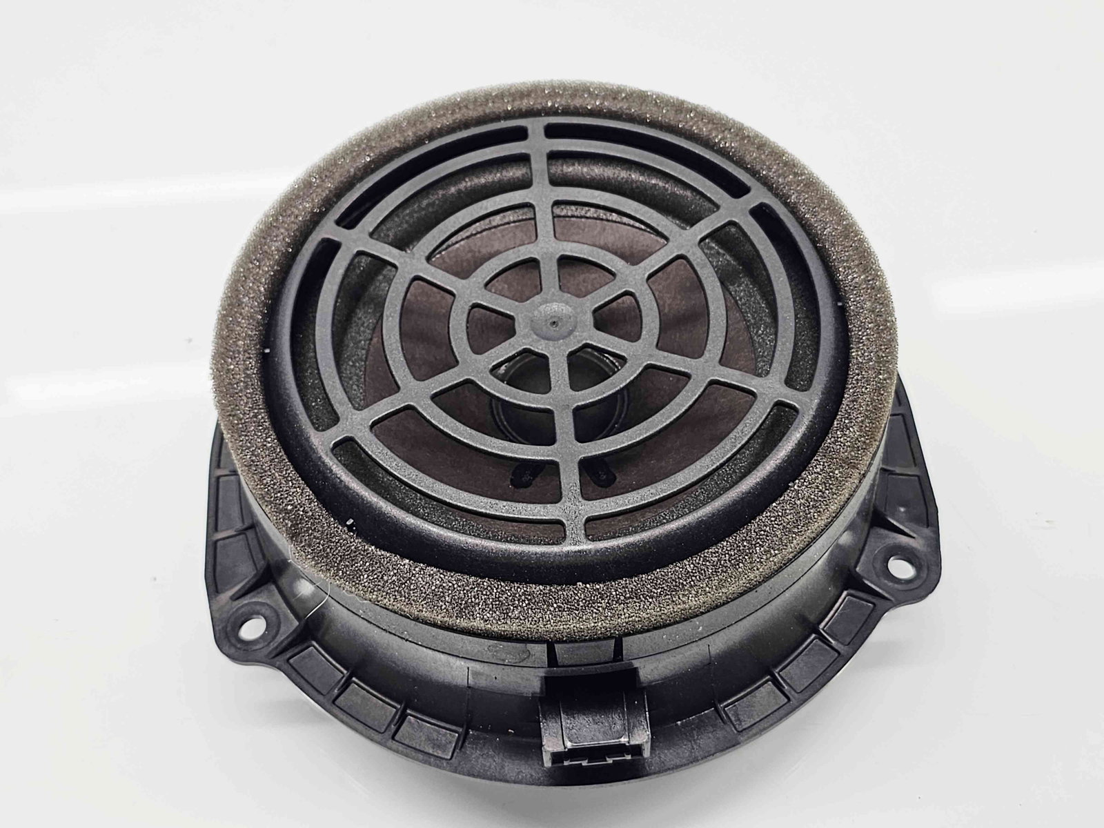 Boxa dreapta spate Audi A7 Sportback (4GA) [Fabr 2011-2017] 4G0035411 - imagine 1