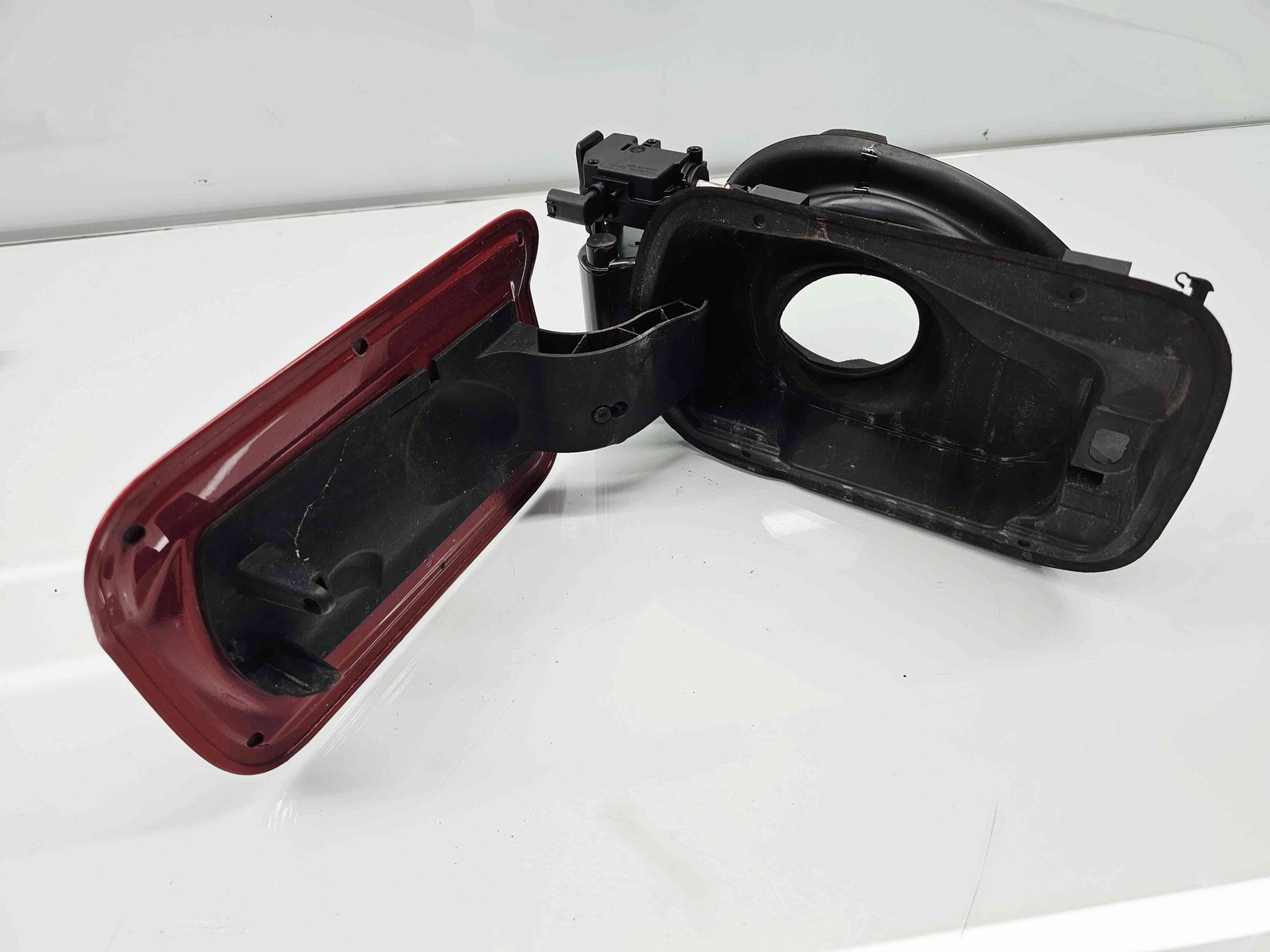 Capac rezervor Bmw 3 (F30) [Fabr 2012-2017] - imagine 5