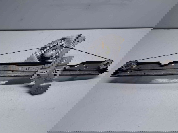 Macara electrica geam dreapta fata Dacia Duster [Fabr 2010-2017]