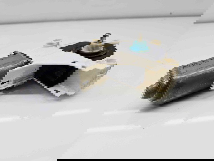 Motoras geam dreapta fata Audi A4 (8K5, B8) Avant [Fabr 2008-2015]