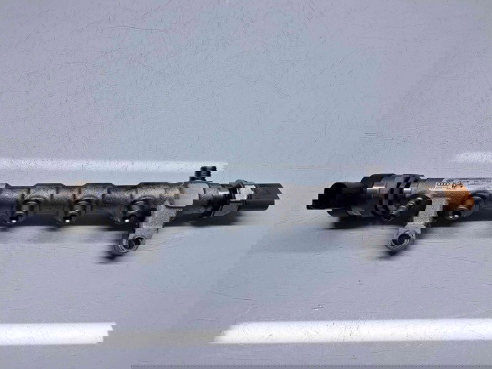 Rampa injectoare Skoda Superb II Combi (3T5) Facelift [Fabr 2009-2015] 03L130089P 2.0 TDI CFGB 125KW / 170CP