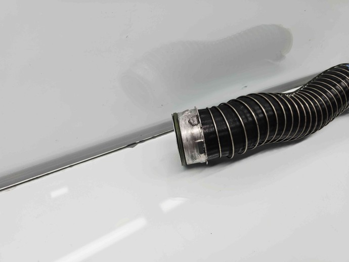 Tub intercooler Bmw 3 (E90) [Fabr 2005-2011] OEM 2.0D N47D20 105KW / 143CP