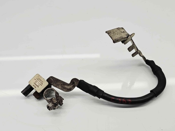  Borna baterie (-)  Skoda Octavia 3 (5E3) [Fabr 2012-2020] 5Q0915181J 