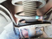 Amortizor cu arc stanga fataNissan Qashqai 1.5 DCI K9K OEM 2009-2013