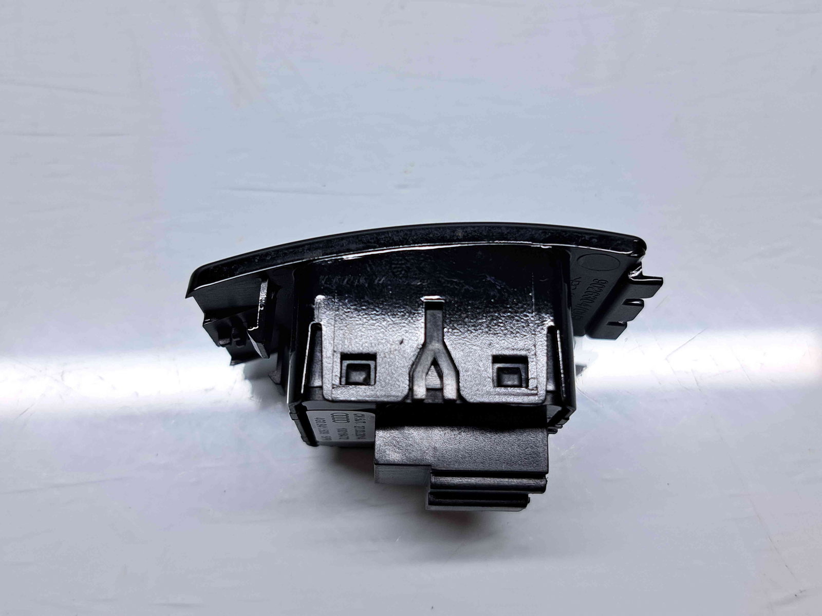 Buton avarii Audi A7 Sportback (4GA) [Fabr 2011-2017] 4G0941509 - imagine 3