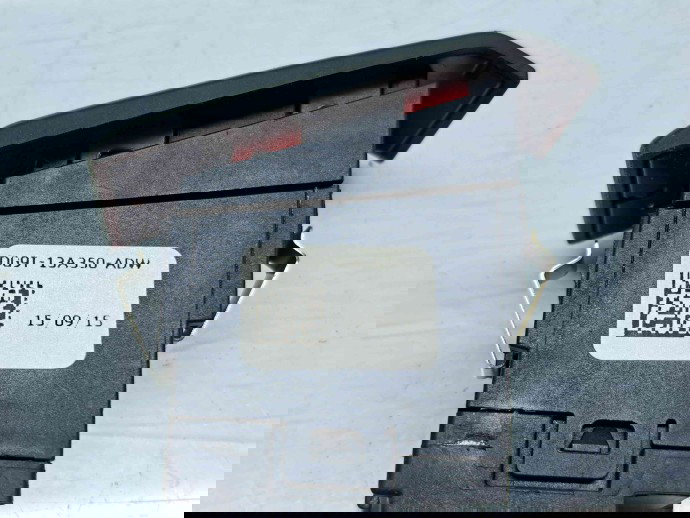  Buton avarii Ford Mondeo 5 Hatchback [Fabr 2014-2022] DG9T-13A350-ADW