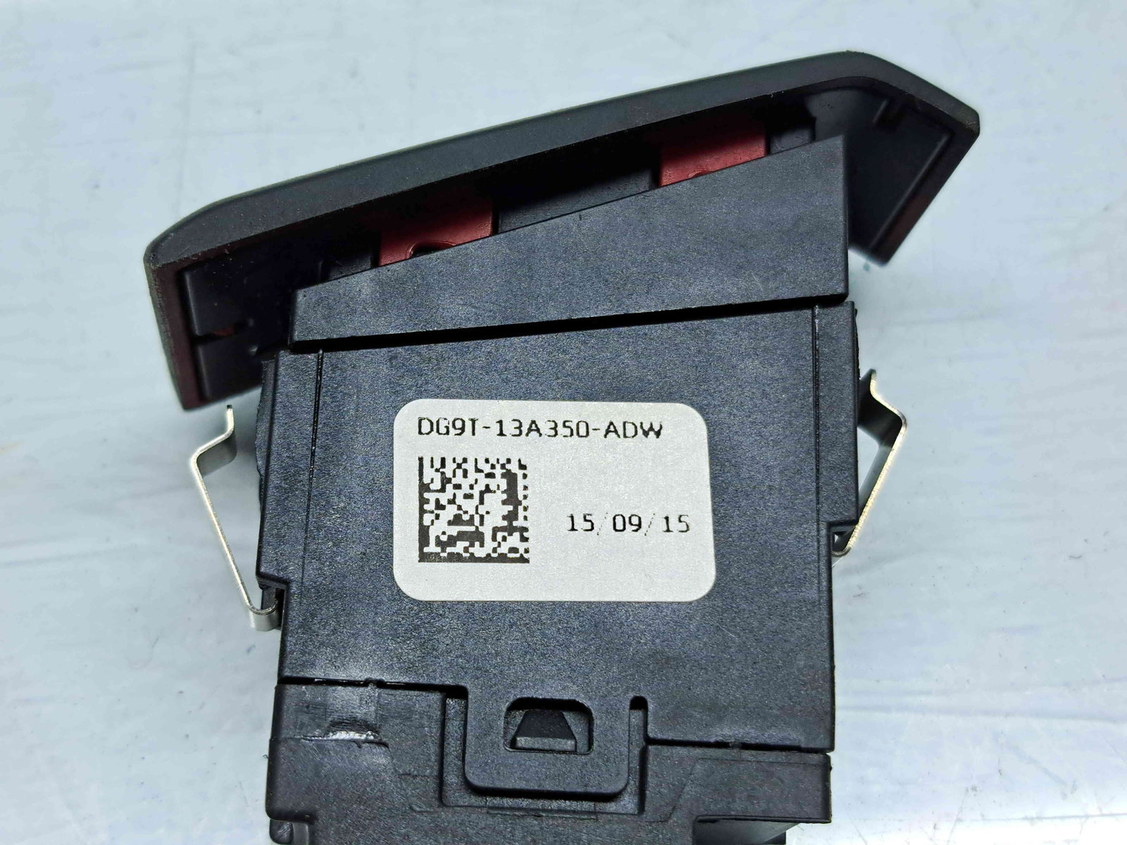 Buton avarii Ford Mondeo 5 Hatchback [Fabr 2014-2022] DG9T-13A350-ADW - imagine 3