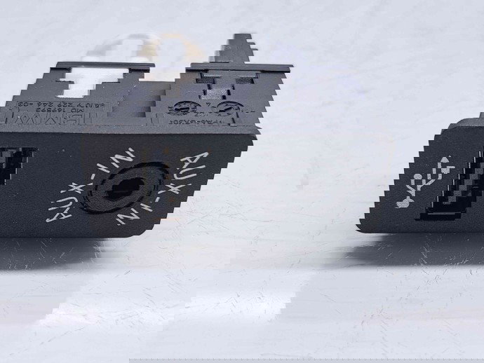  Conector auxiliar USB Bmw 3 Touring (F31) [Fabr 2012-2017] 9229246-03