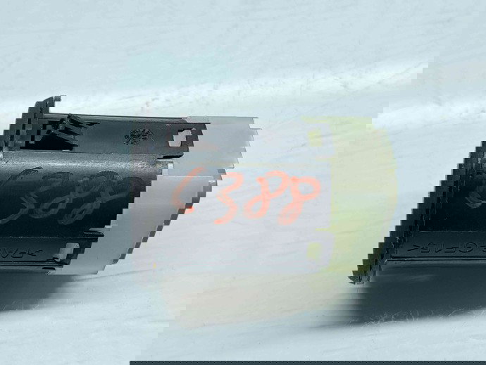  Conector auxiliar USB Nissan Qashqai Facelift (2) [Fabr 2009-2013] OEM