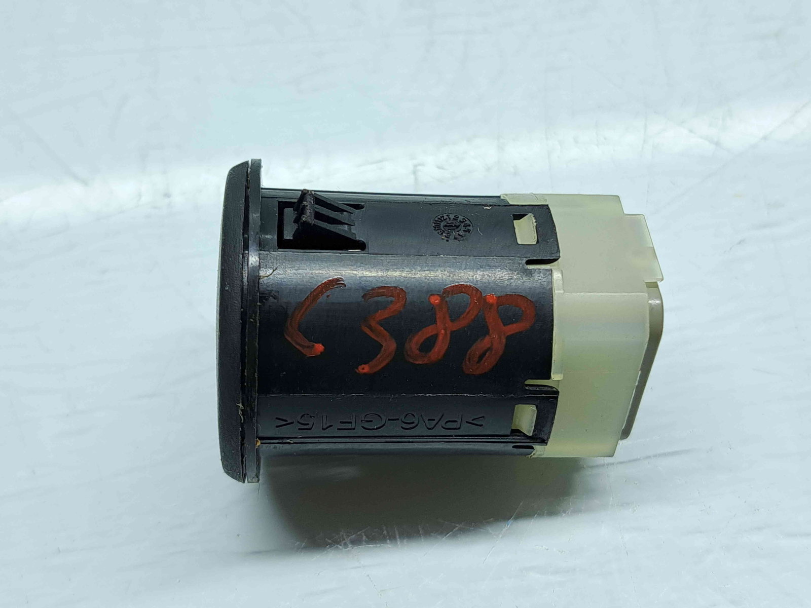 Conector auxiliar USB Nissan Qashqai Facelift (2) [Fabr 2009-2013] OEM - imagine 2