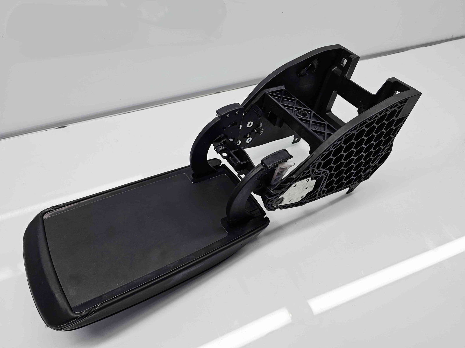 Cotiera Skoda Superb II Combi (3T5) Facelift [Fabr 2009-2015] 3T0864207D - imagine 4