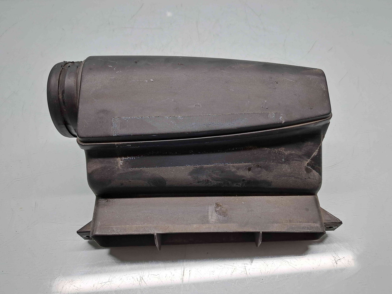 Difuzor captare aer Skoda Superb II Combi (3T5) Facelift [Fabr 2009-2015] - imagine 2