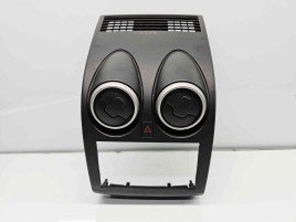  Grila aerisire centrala Nissan Qashqai Facelift (2) [Fabr 2009-2013] K77710