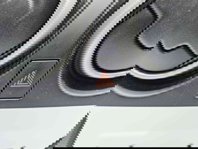  Grila aerisire centrala Nissan Qashqai Facelift (2) [Fabr 2009-2013] K77710